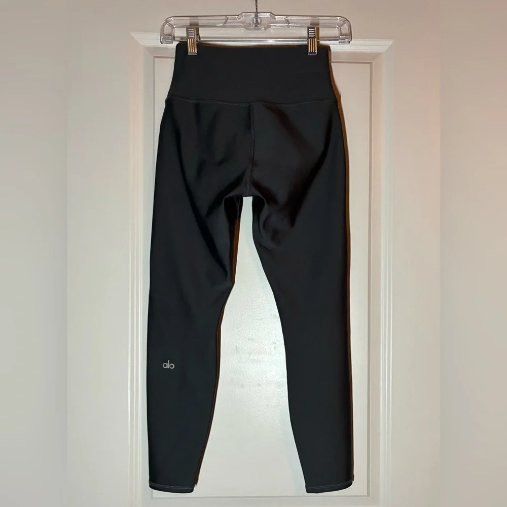 ALO Yoga | 7/8 High-Waist Airlift Leggings in Anthracite Size Small